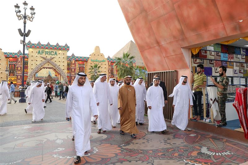 sheikh mohammed visits dubai global village (2)