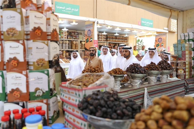 sheikh mohammed visits dubai global village (7)