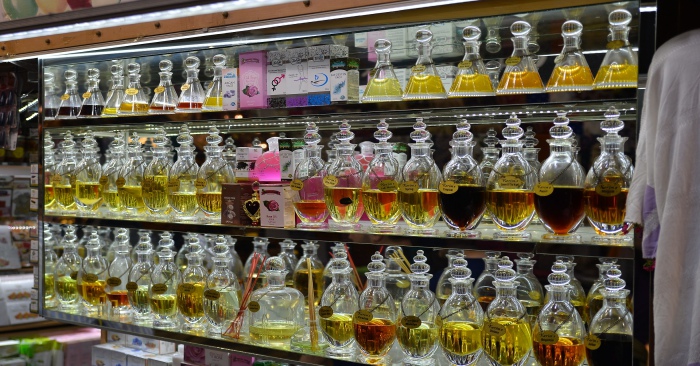 perfume souk Dubai